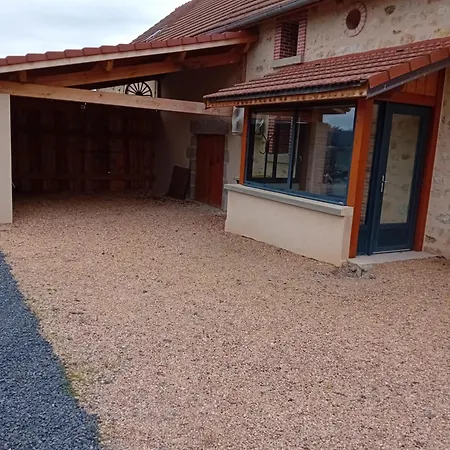 Maison de campagne * Glaine-Montaigut